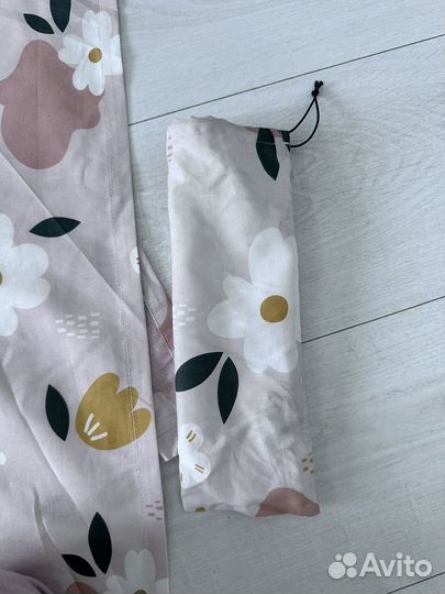 Накидка для кормления