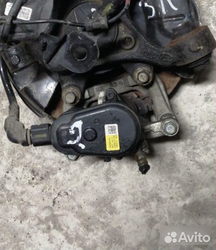 Суппорт задний левый Kia Ceed 3