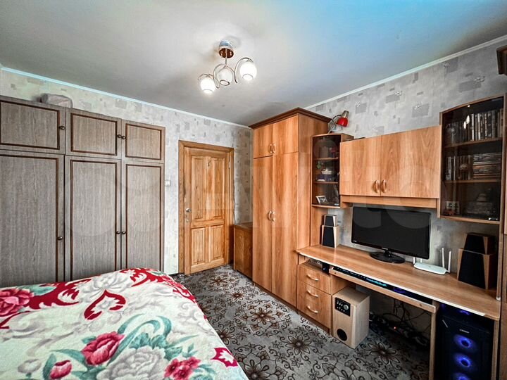 2-к. квартира, 50 м², 2/9 эт.