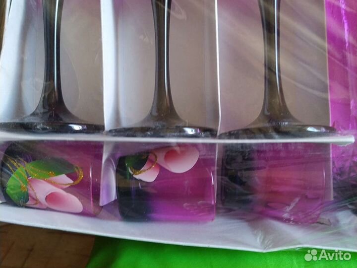 Набор фужеров и рюмок