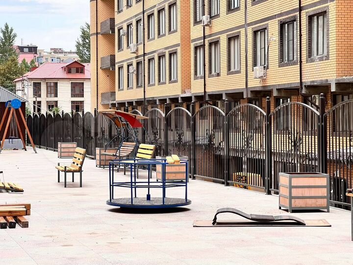 3-к. квартира, 128 м², 9/14 эт.