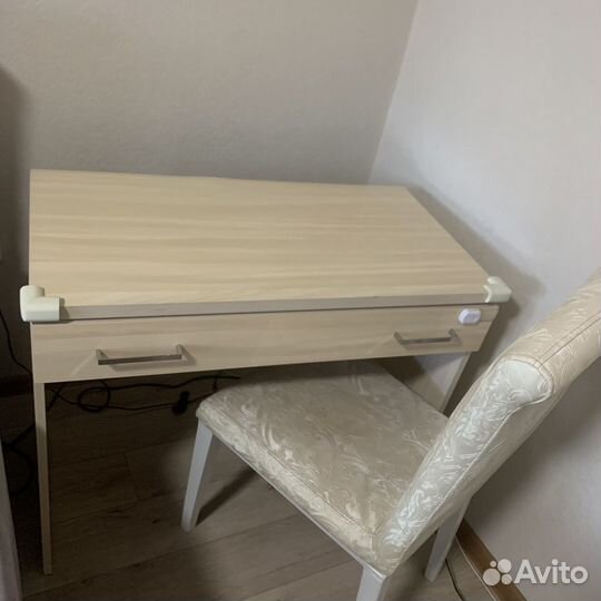 Туалетный столик Шатура