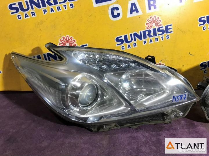 Фара toyota prius