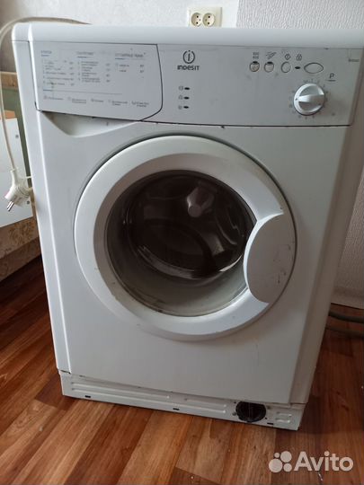 Стиральная машина Indesit на запчасти