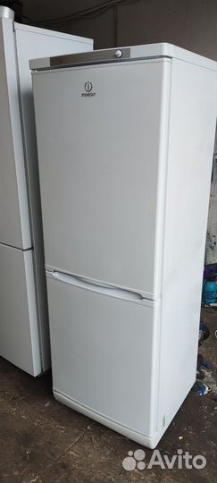Холодильник Indesit