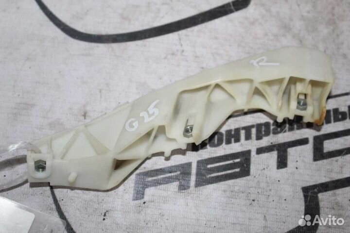 Кронштейн бампера nissan infiniti G25 G35 G37 skyline KV36 NV36 PV36 V36 передний правый 62058JK000