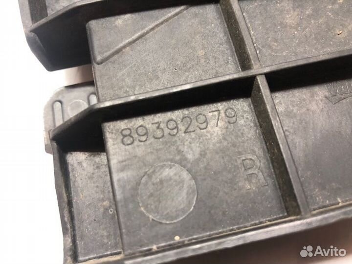 Крепление фары правое Audi A5 8T3 2011