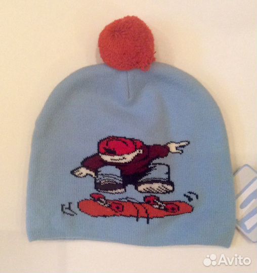 Шапки детские новые 4 шт
