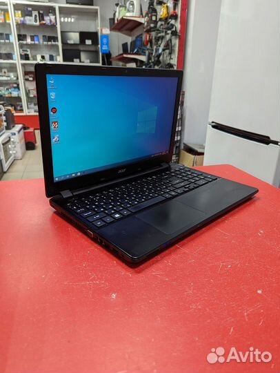 Ноутбук Acer I3-4005U/ SSD 256