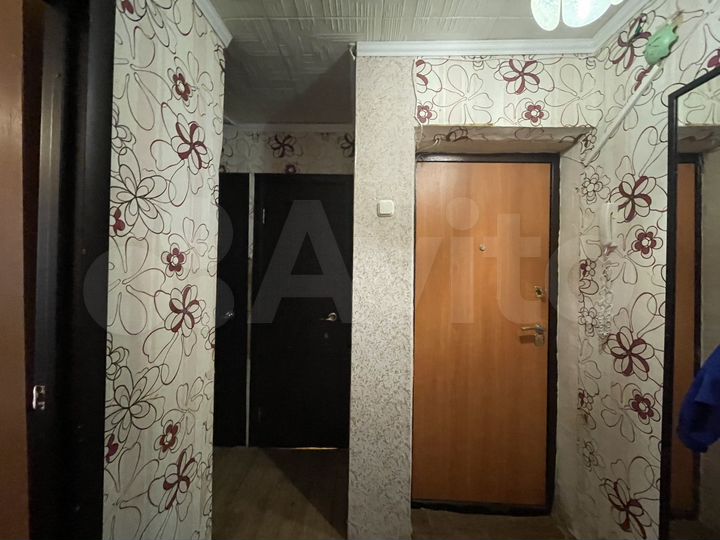 2-к. квартира, 42 м², 1/5 эт.