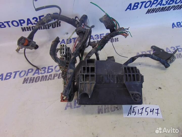 Блок предохранителей для Nissan Presea 2 1995-200