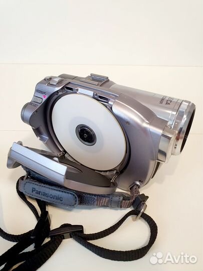 Видеокамера Panasonic VDR-D300