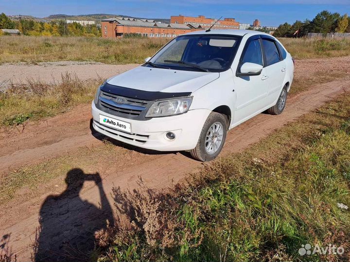 LADA Granta 1.6 МТ, 2015, 133 000 км