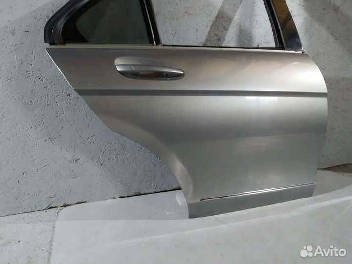 Дверь задняя правая Mercedes C-Class W204