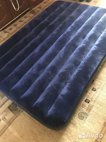 Надувной матрас intex