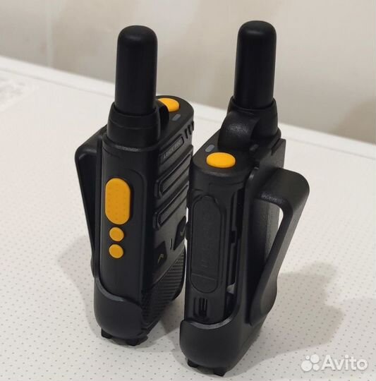 Рация радиостанция с гарнитурой наушником