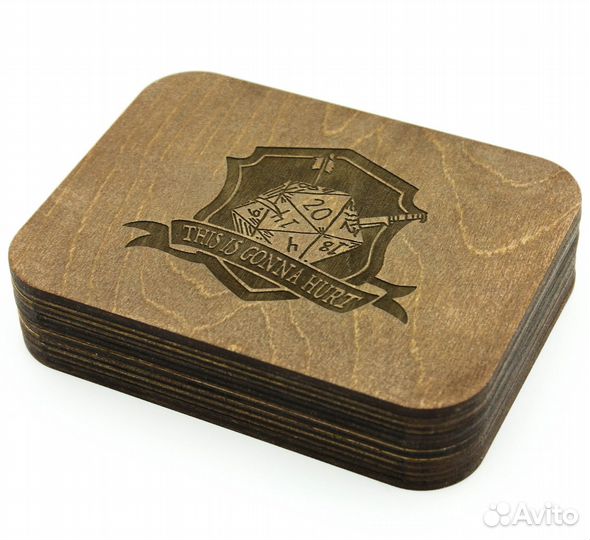 Деревянная шкатулка-кейс для игральных кубиков