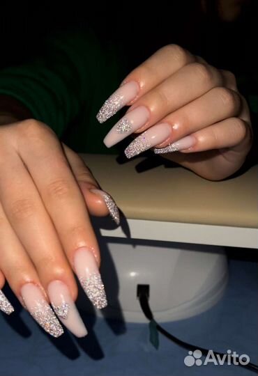 Наращивание ногтей