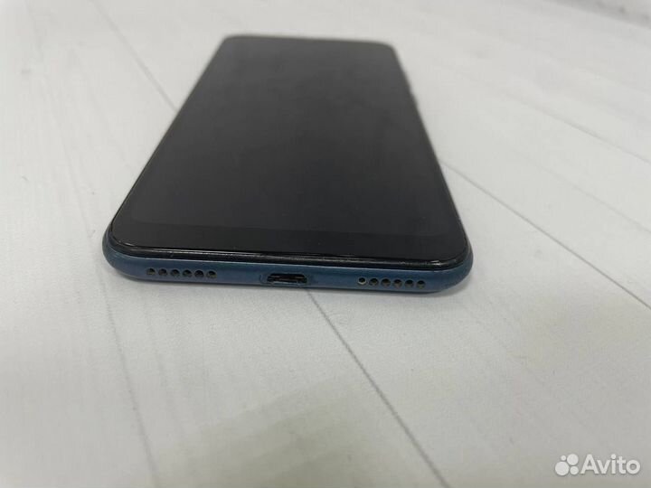 HUAWEI Y6 (2019), 2/32 ГБ