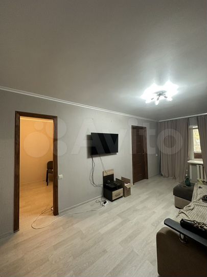 2-к. квартира, 48 м², 1/5 эт.