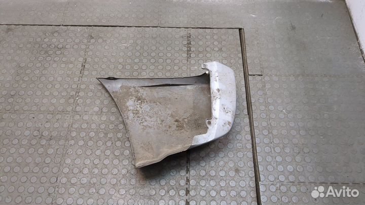 Клык бампера Toyota RAV 4, 2003