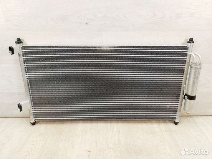 Радиатор кондиционера Nissan X-Trail T-30