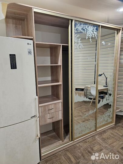 Шкаф купе с зеркалами