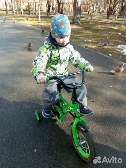 Велосипед детский на 3-5лет