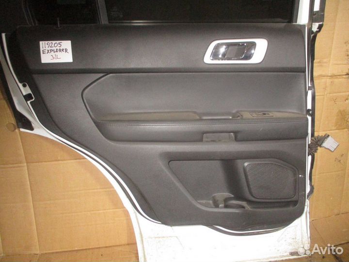 Обшивка двери задней левой Ford Explorer 5 (U502)