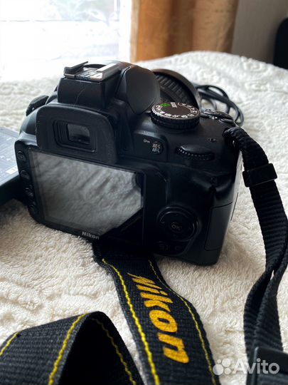 Зеркальный фотоаппарат nikon d3000