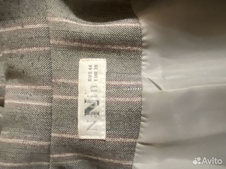 Костюм женский 44