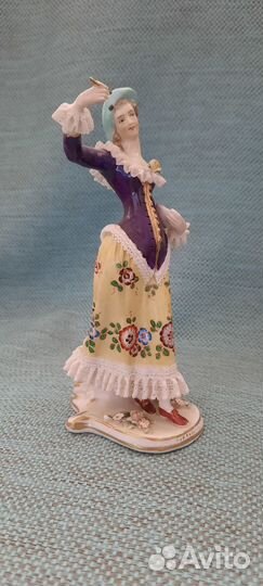 Фарфоровые старинные статуэтки Германия
