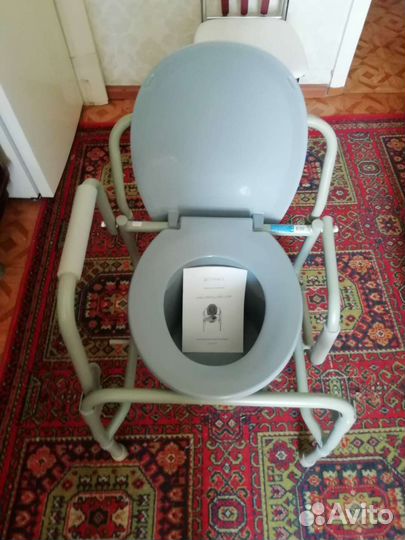 Туалетный стул