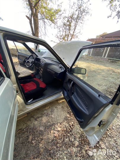 ВАЗ 2114 Samara 1.5 МТ, 2004, 180 000 км