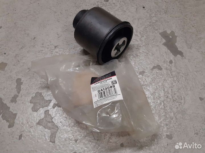 Сайлентблок задней балки VW Polo