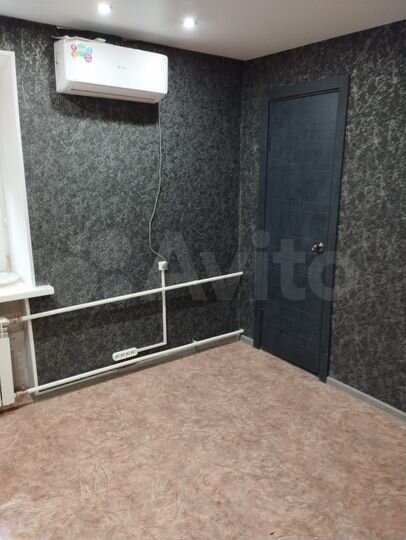 1-к. квартира, 32 м², 1/4 эт.