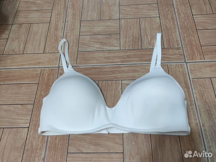 Бюстгальтер 75а новый подростковый