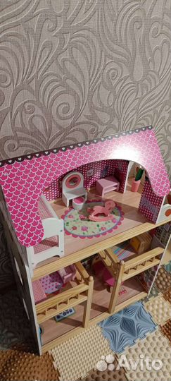 Кукольный домик с мебелью большой