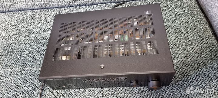 Yamaha R-N303
