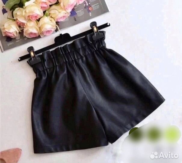 Кожаные шорты