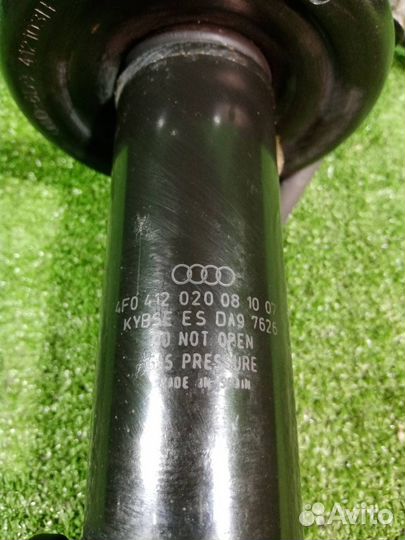 Стойка подвески передняя правая Audi Rs6 4F C6 BUH