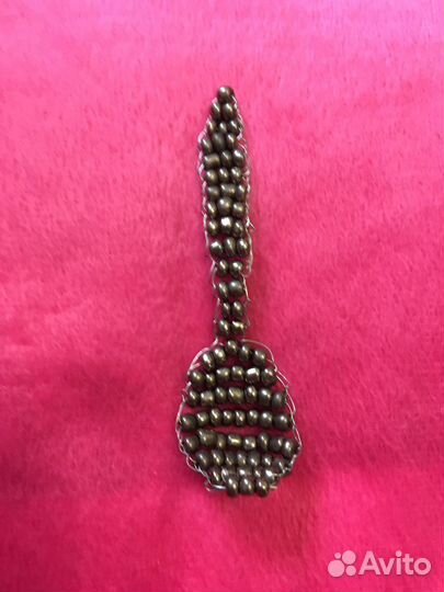 Подделки из бисера