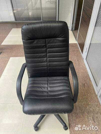 Компьютерный кресла