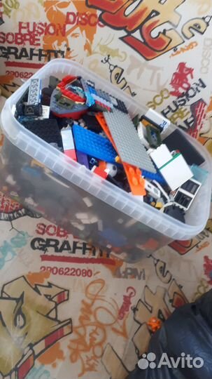 Продам конструктор Лего (lego)