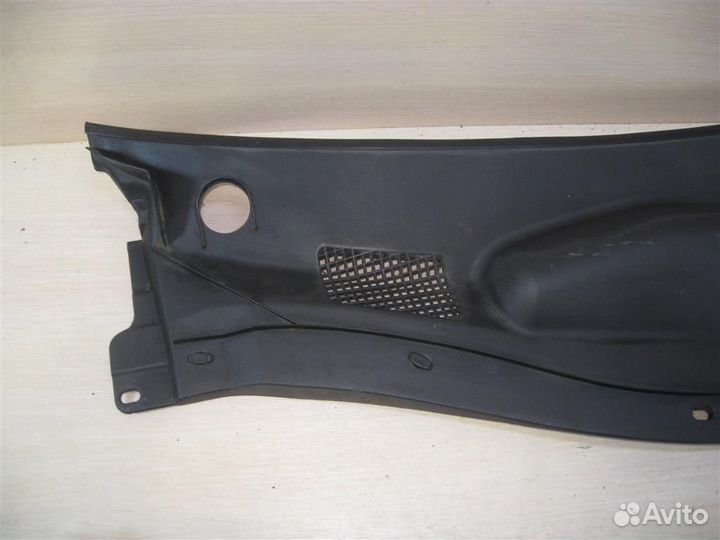 Решетка стеклоочистителей Lexus RX300 (MCU15) 2002