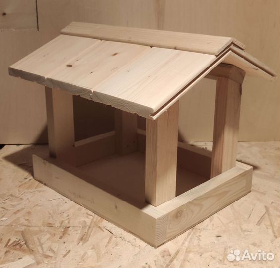 Кормушка для птиц