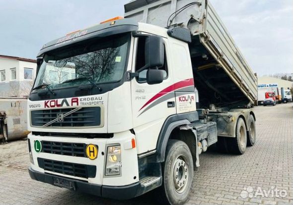 В разборке грузовик Volvo, FM 2001-2005