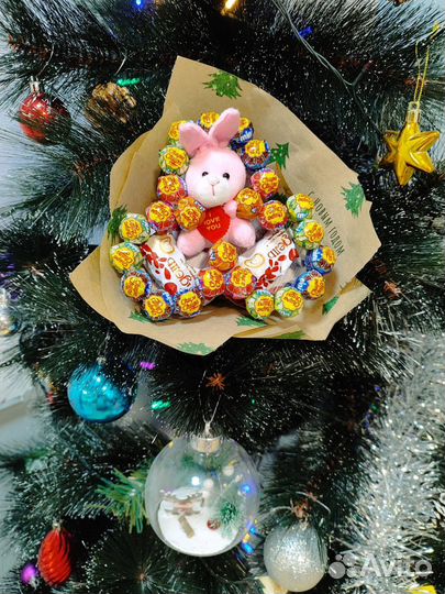 Новогодний букет из чупа чупсов