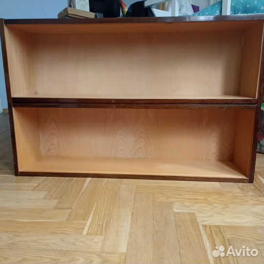 Полка книжная настенная