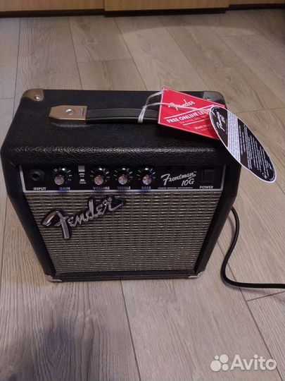 Fender Frontman 10G, гитарный комбоусилитель